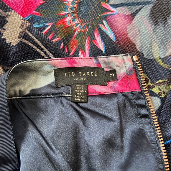 TED BAKER LONDON All Over Blue Floral Skirt - Picture 9 of 9